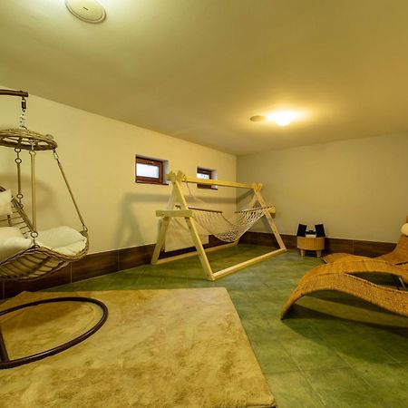 Hotel Liptov Holiday *** Liptovsky Trnovec Ngoại thất bức ảnh