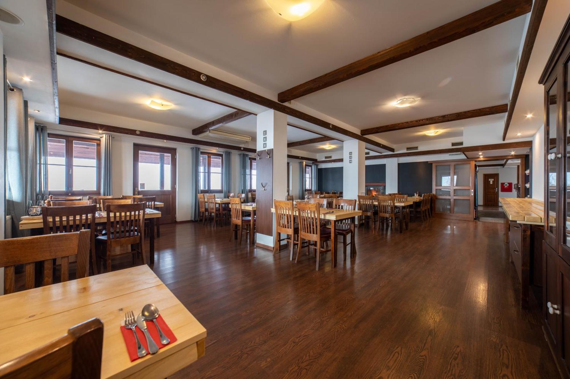 Hotel Liptov Holiday *** Liptovsky Trnovec Ngoại thất bức ảnh