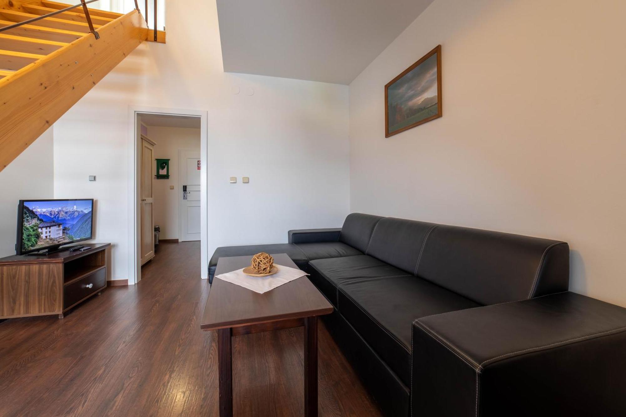 Hotel Liptov Holiday *** Liptovsky Trnovec Ngoại thất bức ảnh